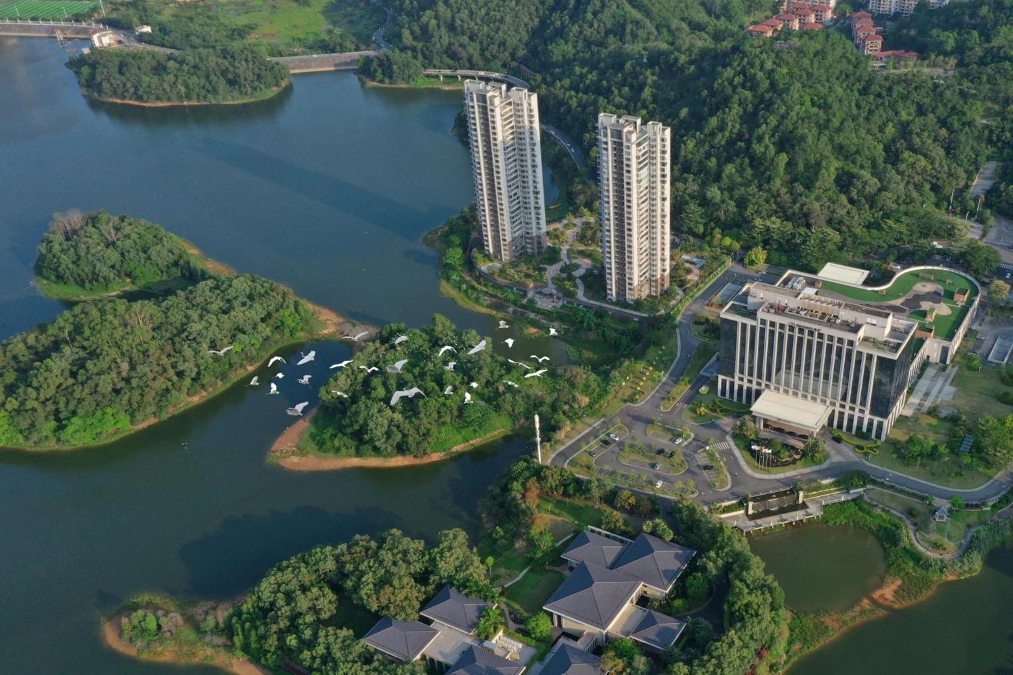 Hualuxe Yangjiang City Center Kültér fotó